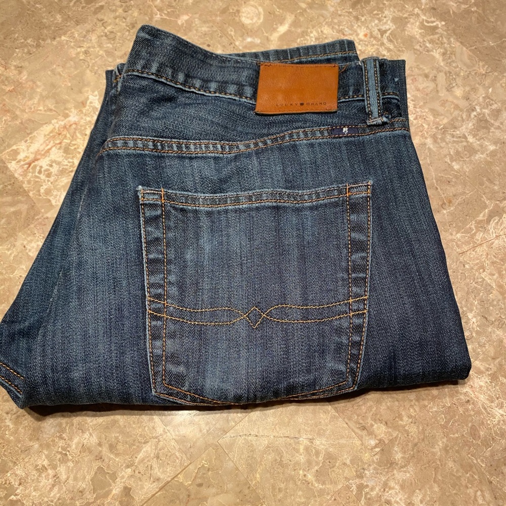 Lucky Brand Men’s 34x32 221 Original Straight Jean